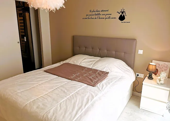 بيت للعطل Le Patio Celeste لي سابلِ دولونْ